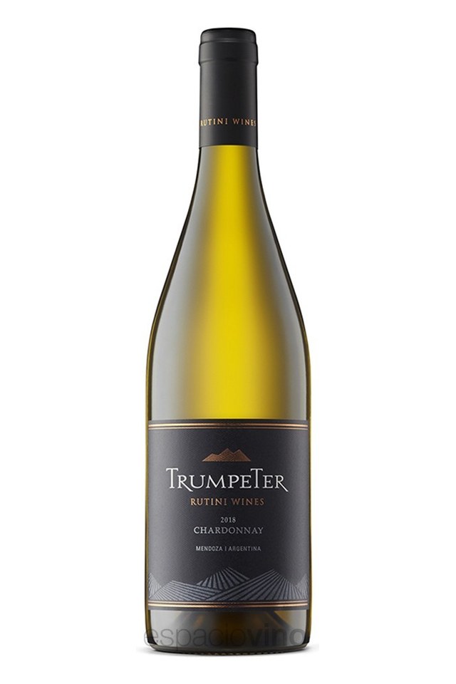 Botella de Trumpeter Chardonnay — Trumpeter