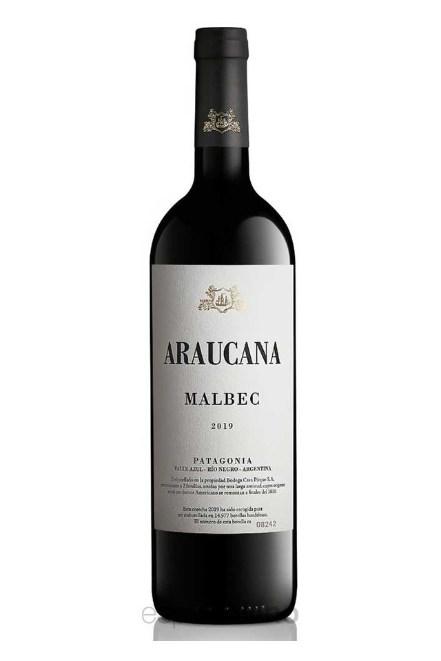 Botella de Araucana Malbec — Laura Catena